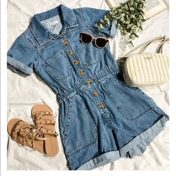 Gianni Bini Denim Romper Size Medium - Picture 11 of 11